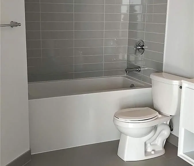 159 Wellesley St E #2908 — Photo 9