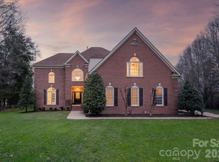 9200 Rock Water Ct, Waxhaw, NC 28173