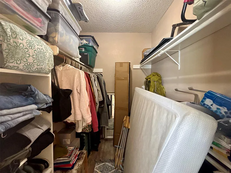 915 W 23rd St #206 — Photo 25