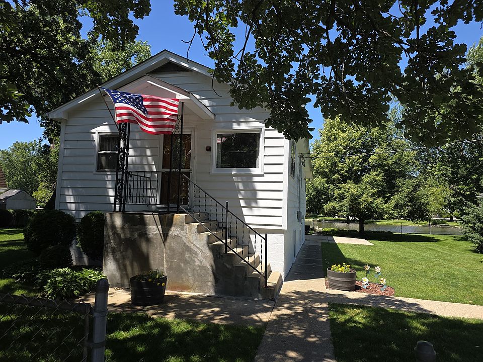 1st image of 26418 N Willow Ave