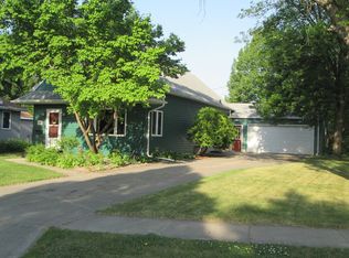 531 1st St N, Wahpeton, ND 58075