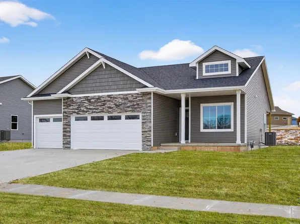 3905 SE 30th St, Ankeny, IA 50021