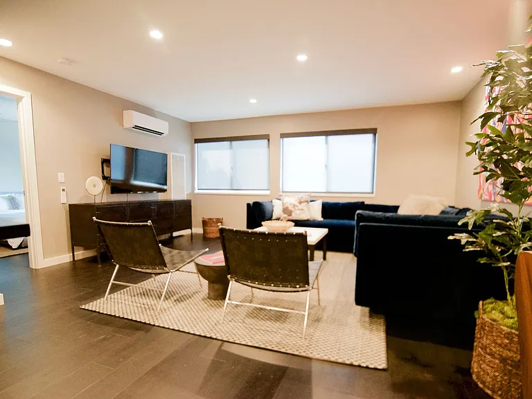 202 Samson — Photo 22