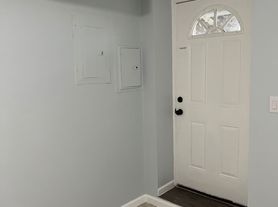 76 South Ave, Staten Island, NY