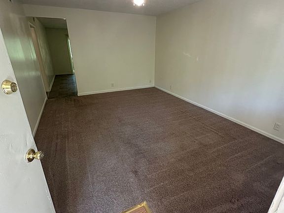 5th image of 303 W Young Ave #6