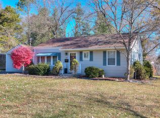 2612 Browns Mill Rd, Johnson City, TN 37604