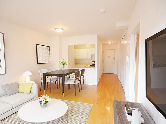 4th image of 312 E 92nd St APT 6A