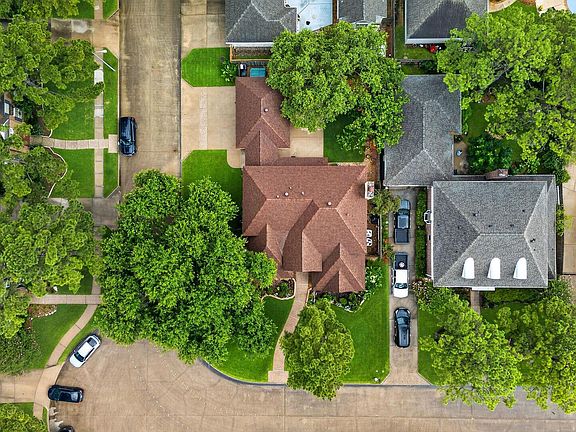 5th image of 18203 Knotty Green Dr