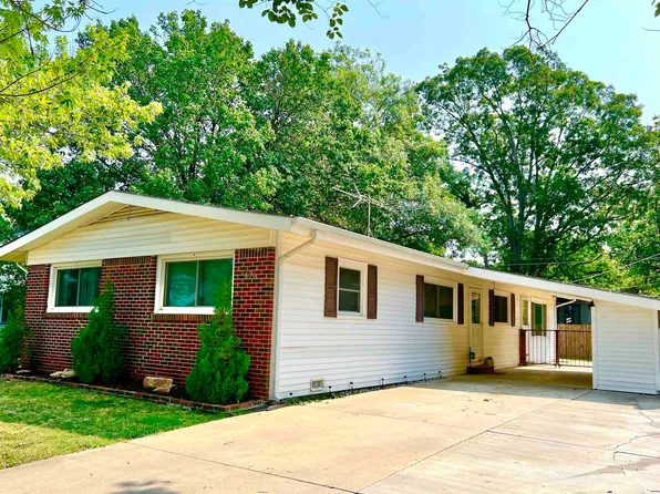 436 N 8th St, Towanda, KS 67144