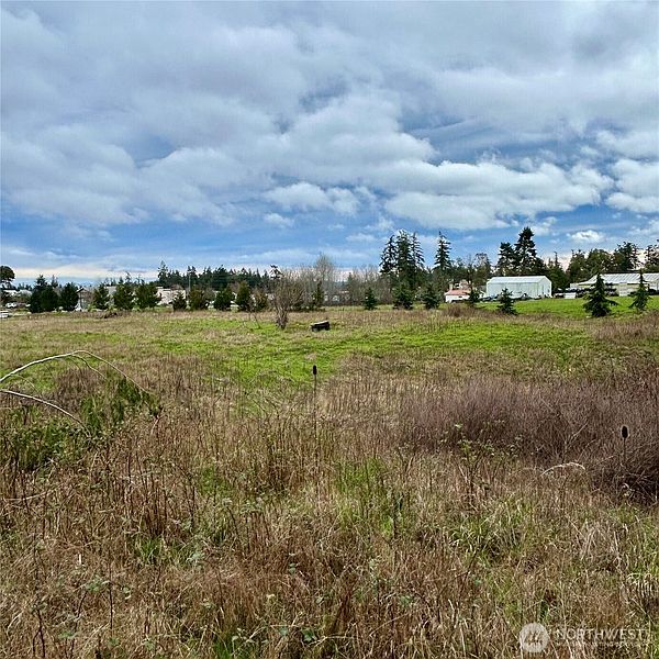 5th image of 2740 Discovery Road