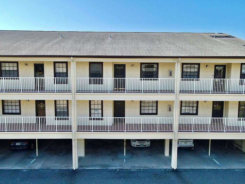 1st image of 340 Causeway Blvd APT 202