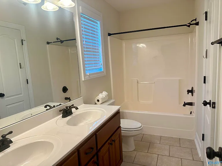 3117 Field Chase Rd SE — Photo 20
