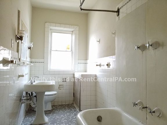 4th image of 3 N 16th St APT 2A