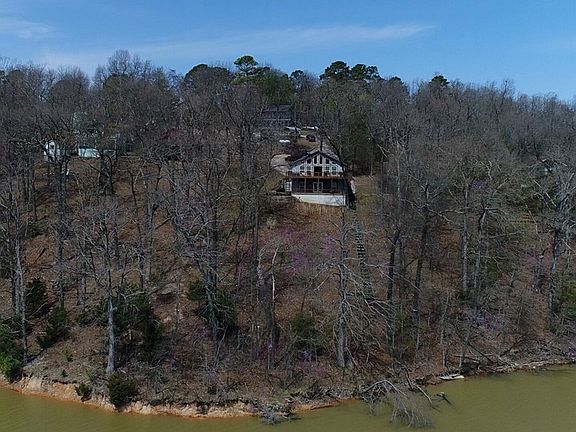 2nd image of 8621 White Oak Dr
