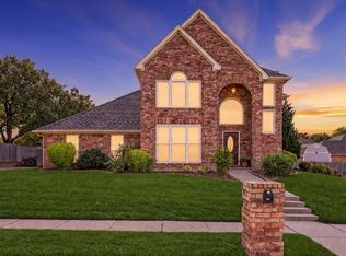 1628 Bedfordshire, Bedford, TX 76021