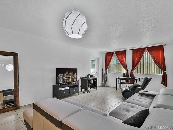 4th image of 8160 Geneva Way #110