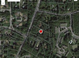 183 Mount Sinai Coram Rd, Coram, NY 11727