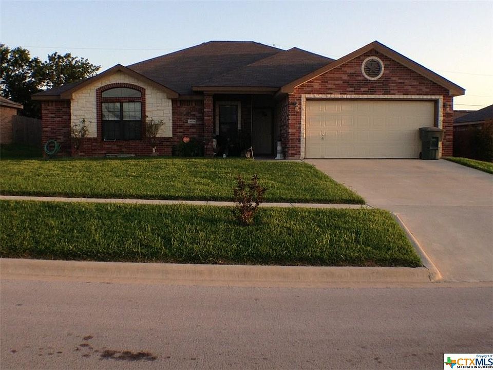 1st image of 3808 Foxglove Ln