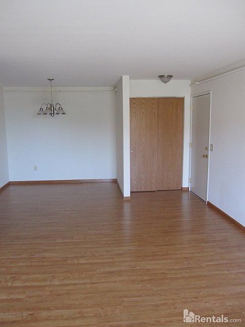 2nd image of 4530 Thurston Ln APT 5