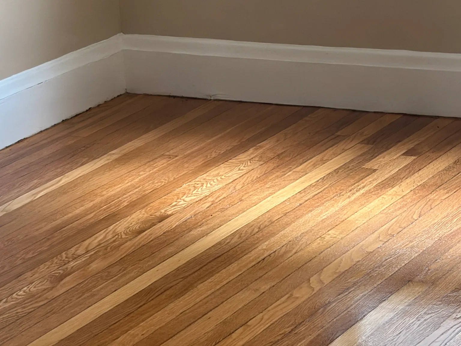 2 bed, 1200 sqft, $2,000 — Photo 3