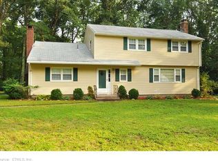 62 Forestview Dr, Vernon, CT 06066