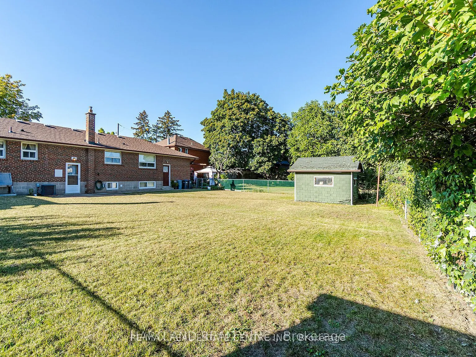 2 bed, $1,800 — Photo 2
