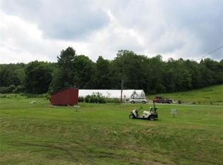 495 Berkshire Trl, Cummington, MA 01026