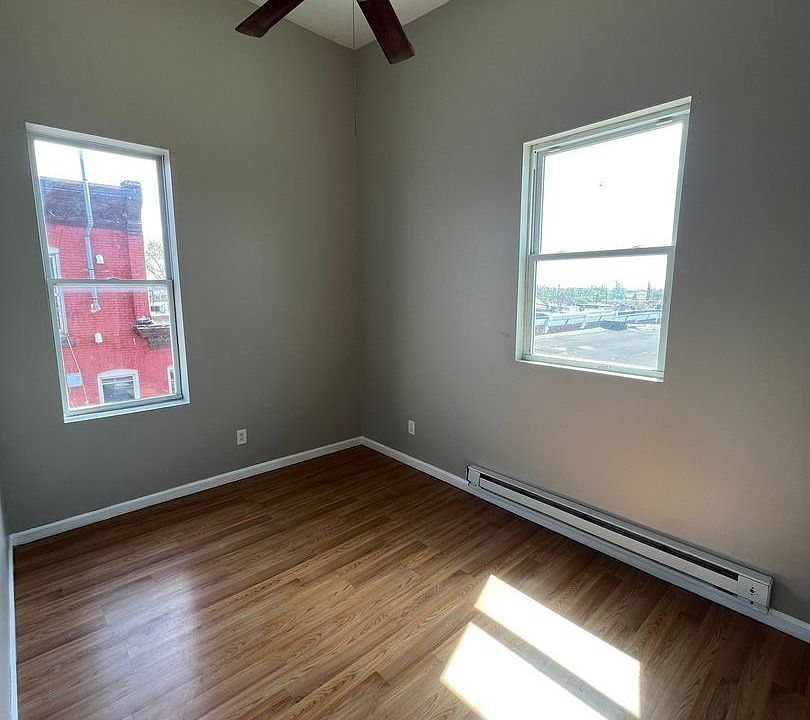 2nd image of 2979 Frankford Ave #11074240