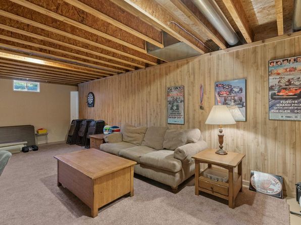 94 King Oak COURT, Random Lake, WI 53075