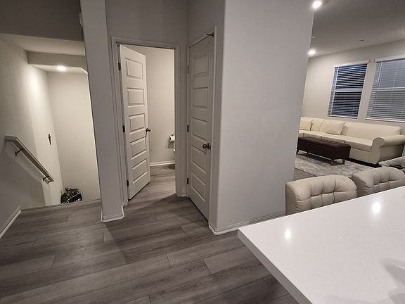 5th image of 1541 Stratus Dr