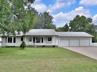 2233 Ripley Ave E, Maplewood, MN 55109