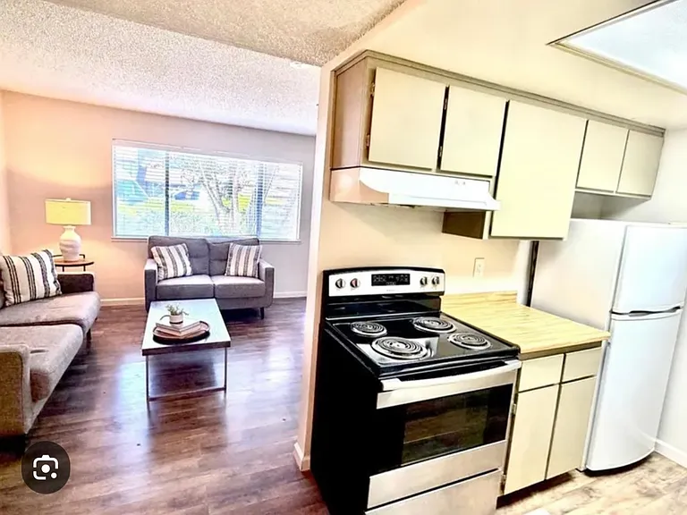 325 Standiford Ave — Photo 4