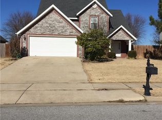 3248 Pinot Ave, Springdale, AR 72764