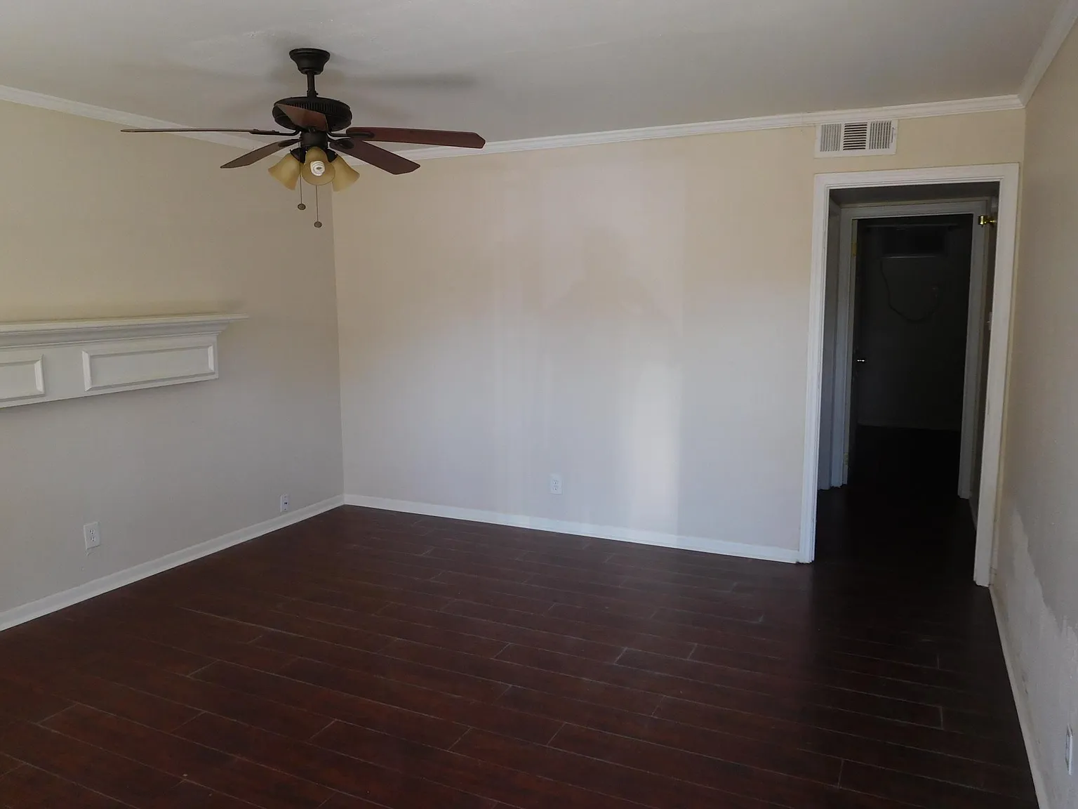 2 bed, 600 sqft, $845 — Photo 2