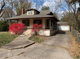 1812 E 135th St, Grandview, MO 64030