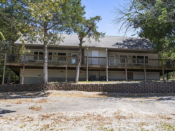 3rd image of 423 Eagle Drive