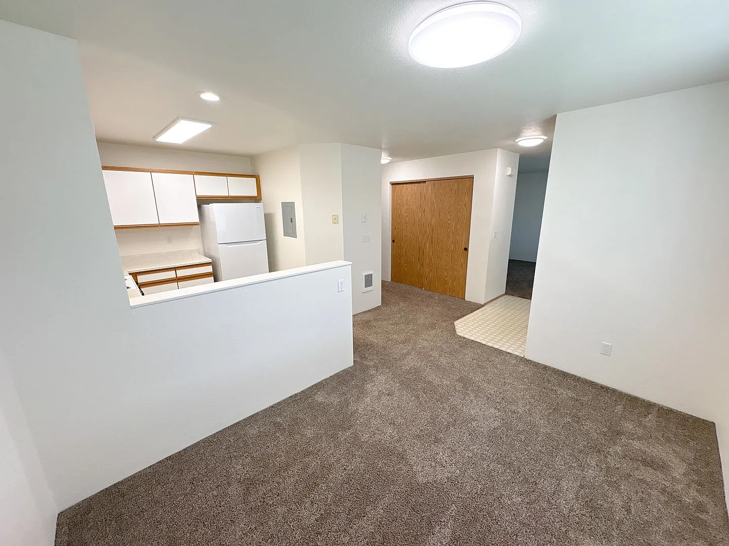5410 North Hills Drive — Photo 4