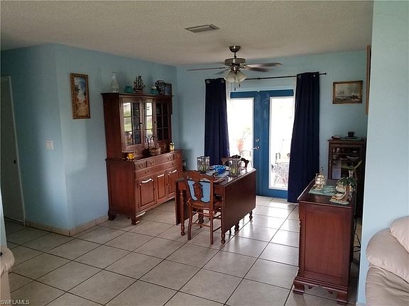 3rd image of 224 Lake Dr