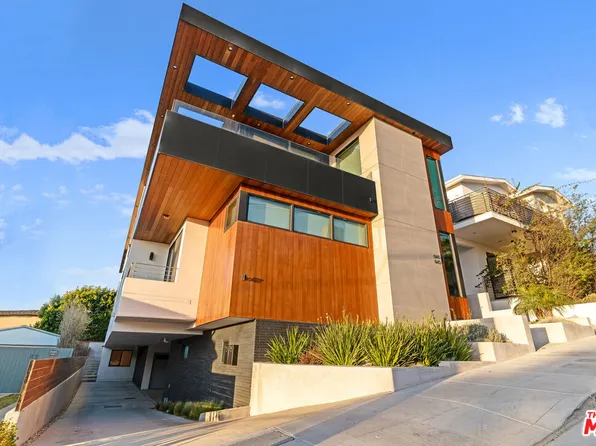 647 10th St, Hermosa Beach, CA 90254