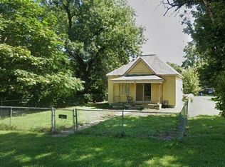 1308 S Evergreen Ave, Chanute, KS 66720