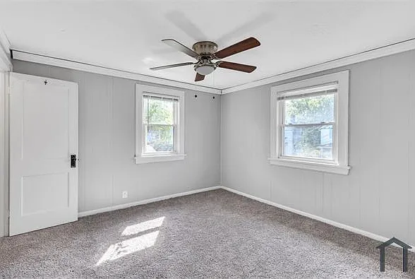 10409 Nelson Ave — Photo 12