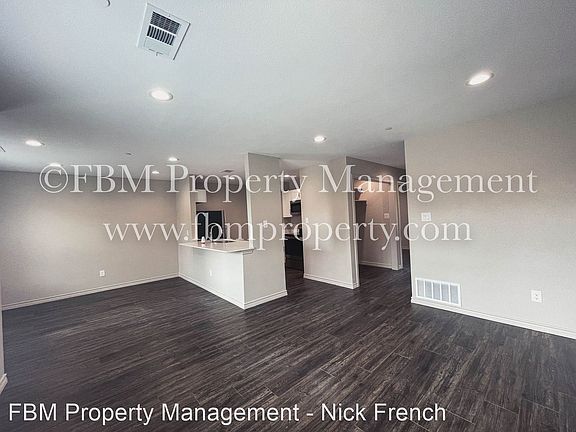 3rd image of 1203 N Clay St #113