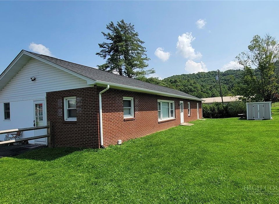 1st image of 136 Ivy Drive
