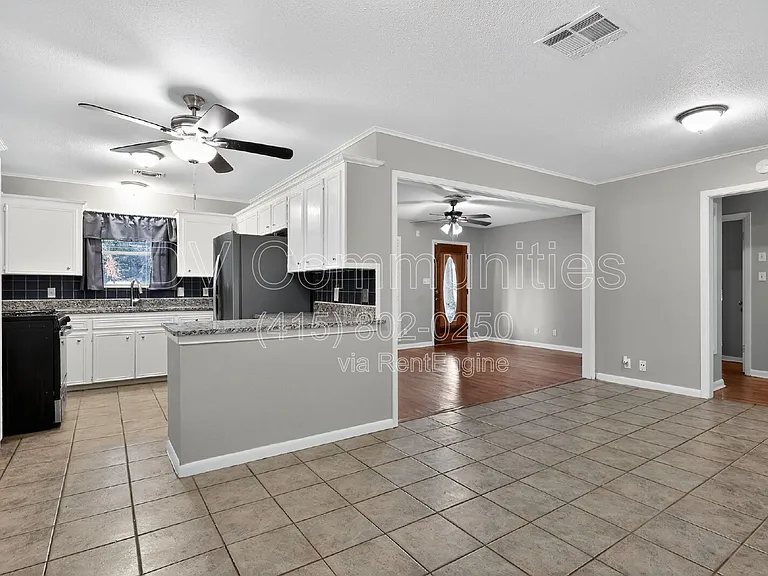 3828 Avenue N — Photo 19