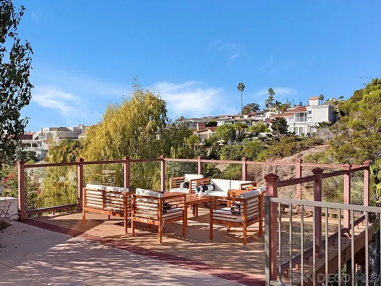 918 Sandpiper Pl — Photo 37