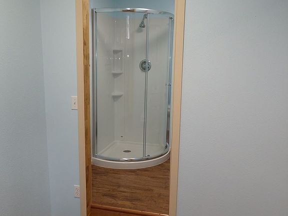 5th image of 916 W Augusta Ave #6444488
