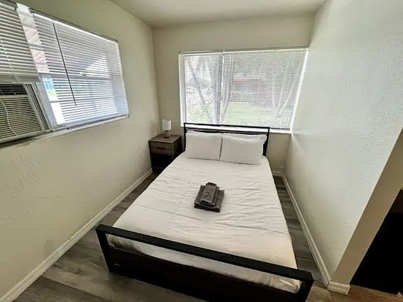 3rd image of 1150 W Blue Heron Blvd APT 10