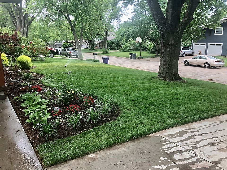 2nd image of 1816 Alabama Ln