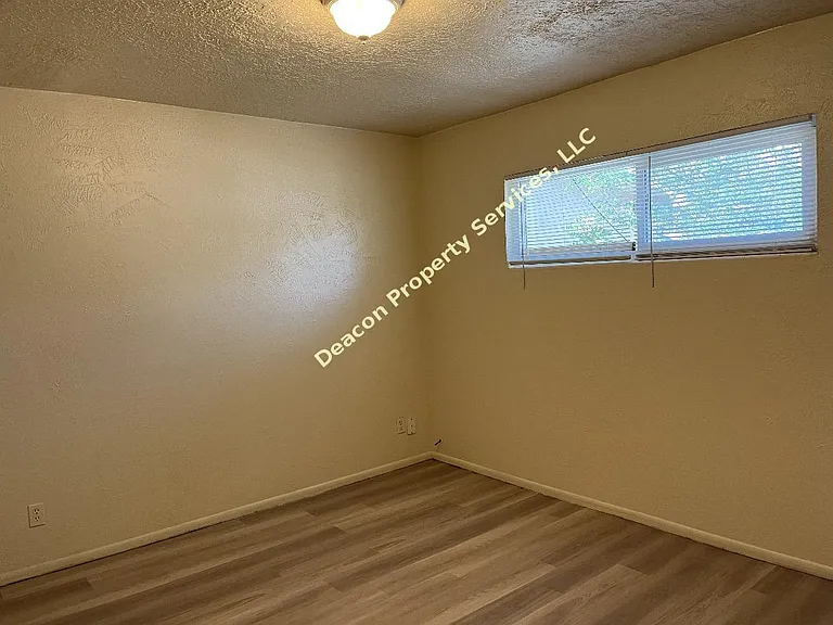 Modern & Spacious 1 Bedroom Apts - Quality SE Community — Photo 13
