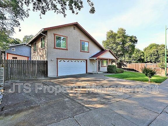 3rd image of 9529 Lake Natoma Dr